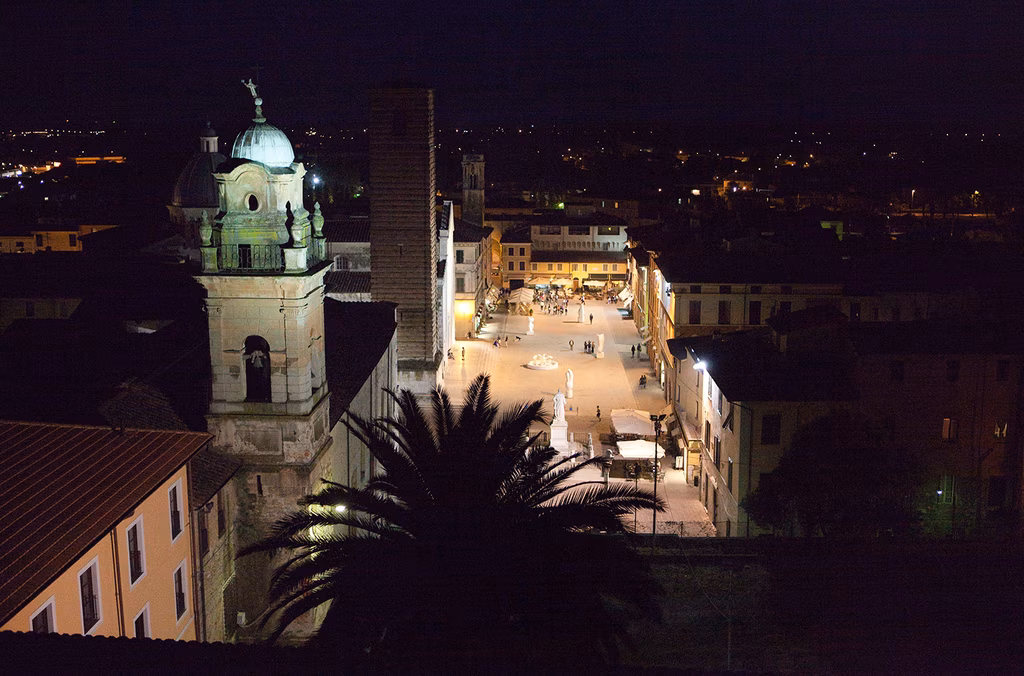 Piazza Duomo and the historic centre of Pietrasanta illuminated at night