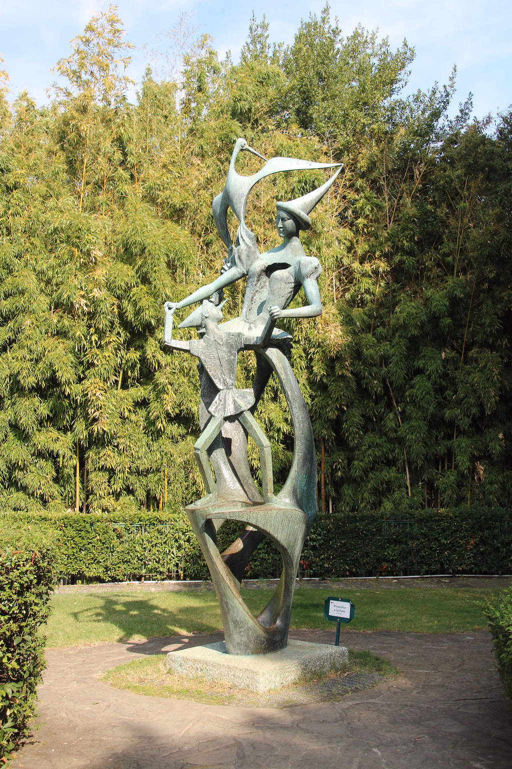 The bronze monument to Pinocchio and the Fairy in Pinocchio Park